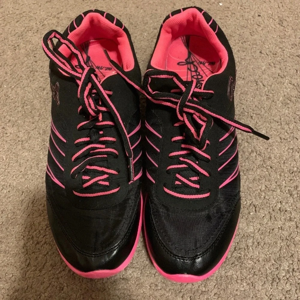 COACH Darla Women’s Sz 8.5 Black and Pink Women's Athletic Tennis Shoes GUC